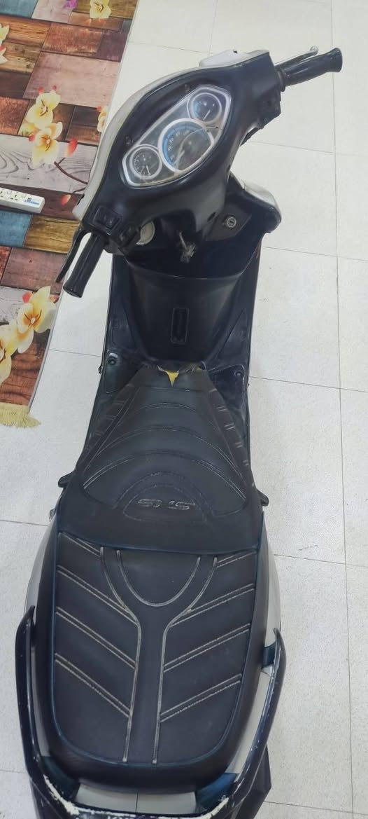 سلام عليكم 
دراجه جي فور نكره سلف دراجه اكفلها من كلشي شغل واطلع ما تحك راسك من وراها والله شاهد علكد الشغل اروح وارجع بيها ما متعوبه الدراجه جانت عند ولد صديقي مصلح دراجات وهوه بنفسه مصلحه تصليح مال اصلي واخذتها الدراجه خير من الله شلعه ومعدل ولا اتعبني ولا اتعبك سعرها من الاخير 650 مكان دراجه ناصريه اسكان صناعي 
***********
