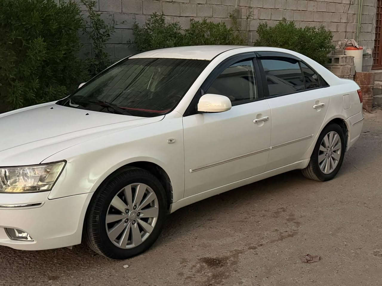 سلام عليكم سوناته موديل 9 سياره جديده وجاهزه ربع ماذبلها مكاني صلاح الدين بلد سعر 53 وبيها شويه حق الجيه ***********
