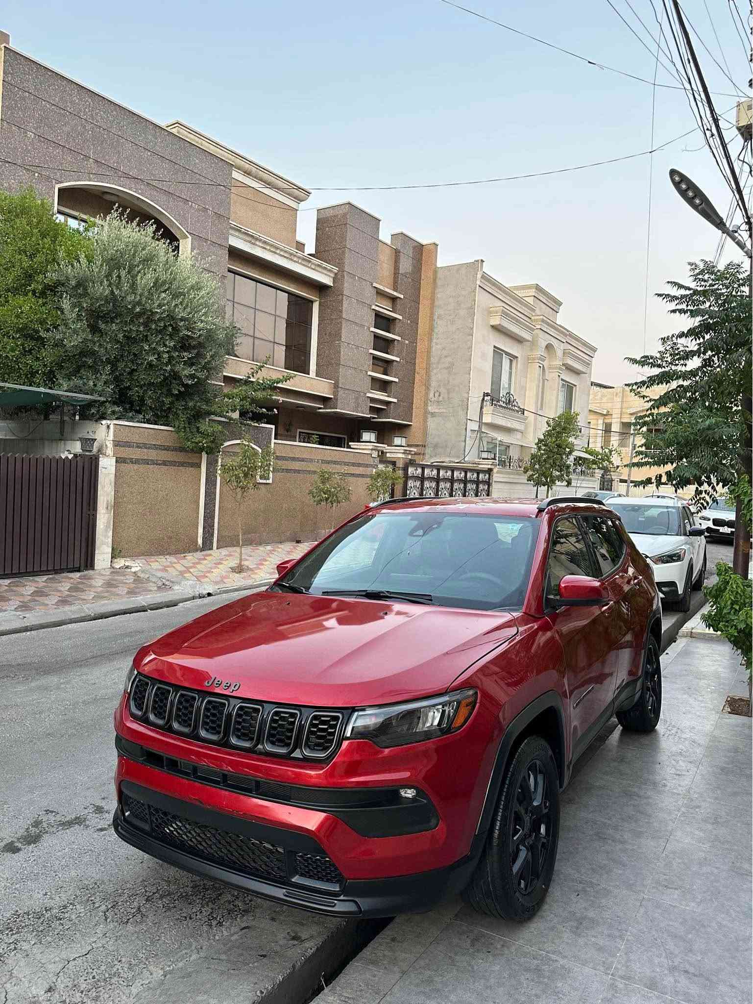 جيب 2025 أخت صفر ماشيه 12 الف فقط
سعر 95 بيع مستعجل
***********
شكل حديث فول مواصفات عدا فتحة شاشه كبير بصمة و شغال عند بعد و دخول ذكي محرك 4 سلندر حجم 2.0 تيربوو كيج إلكتروني ديجيتال كشنات جلدو تدفئة و جلد و ستيرن تدفئة مكانات بيهه صبغ  بس اني أبيعها حزام صبغ بجم و خلفي كبس بدون دواخل سياره جديدة مابيهه مصروف دولار دخول جديد اليوم وصلت دفع رباعي 4/4 امامي و خلفي كامل عدسة و زينون led  هيكل كامل رادار اوتو ستوب و اوتو هولد و قيادة ذاتية و بعد بيهه هوايه مواصفات سياره رقم كاتي تترقم شمالي فقط مكانها أربيل أربيل, العراق
