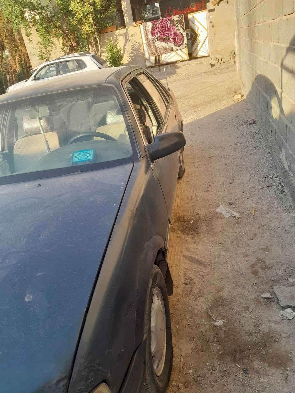 السلام عليكم سياره برنس للبيع موديل 95 اوتوماتيك مناقصها اي شي مكاني بغداد البياع حي الشهداء السعر 28  للإستفسار يرجى الاتصال على الرقم ***********
