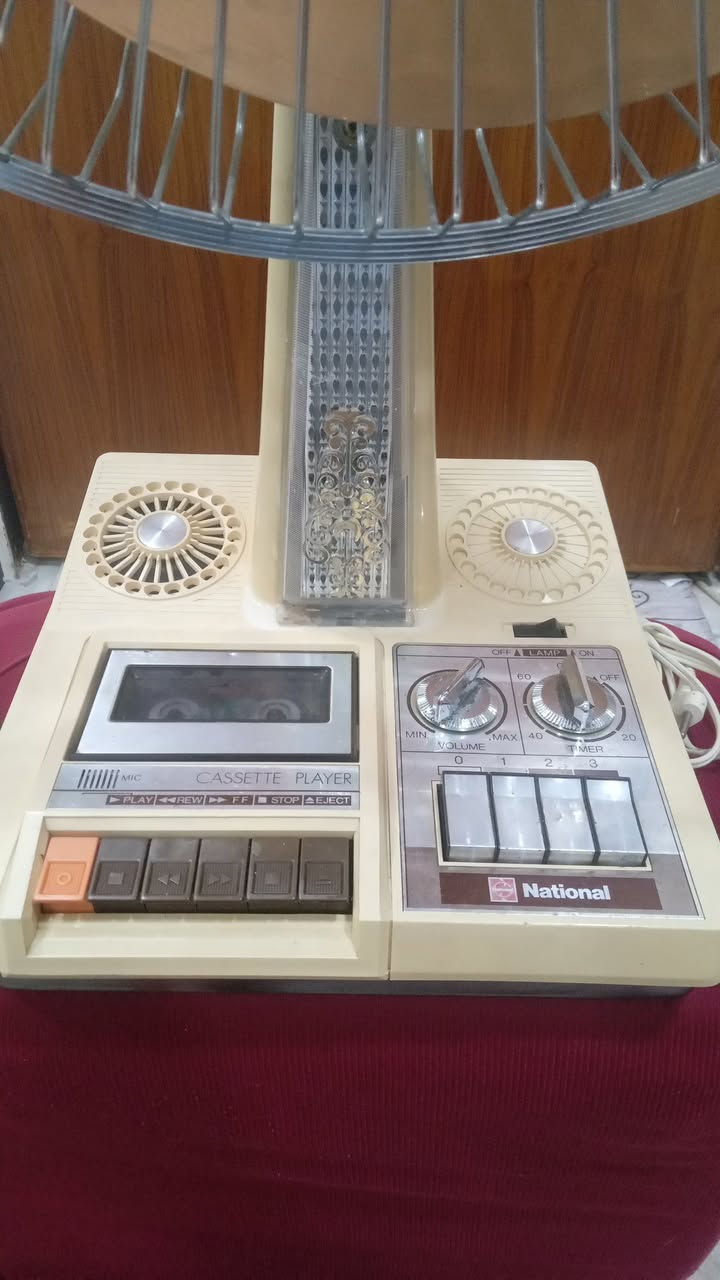 سلام 👋 عليكم 
للبيع بنكه ناشينال منضدية ام مسجل ياباني غني عن التعريف إستيراد المنشاء العام العراقية نضافه عالية جدآ جداً ع وضع شركه ليرغب بل شراء يراسل الصفحة خاص فقط؟؟؟ 
***********
