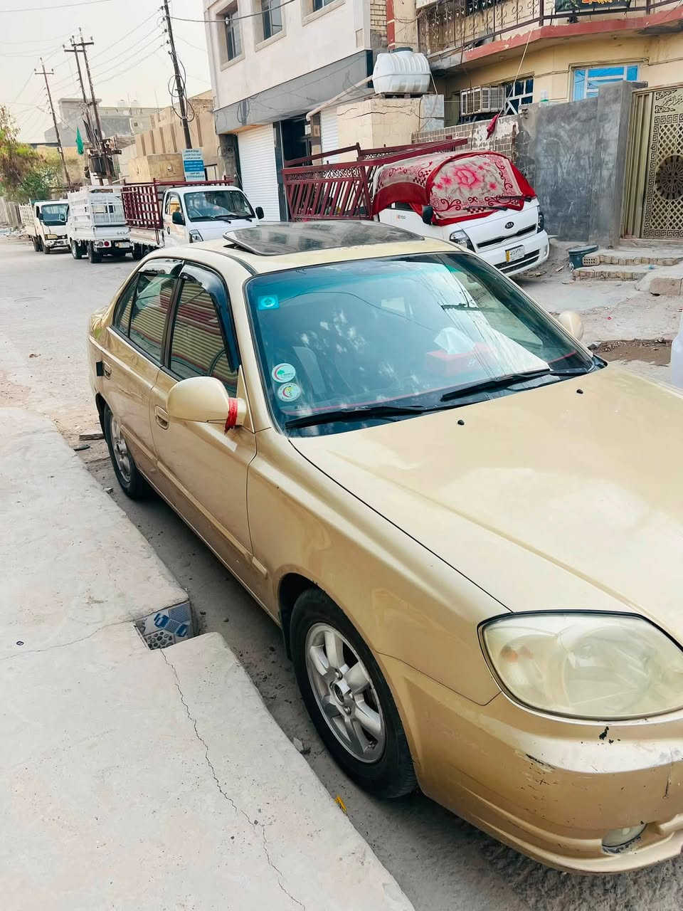 السلام عليكم للبيع او مراوس اكسنت 2005 مكفوله على وضع الشركه الشراي اتصل *********** مكاني بغداد بسمايه السعر ب65 وبيها مجال
