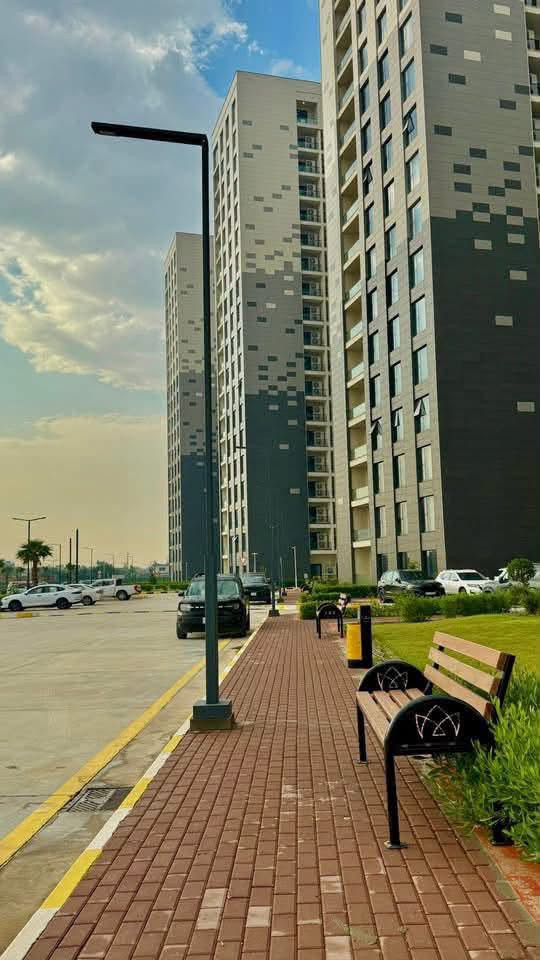 🏡✨ شقة للإيجار في مجمع مارينا بسعر مناسبب🔥
📐 المساحة 189 متر
🏢 بناية C4 طابق 12
🌆 الشقة ركنية وإطلالة مميزة على السيدية وعلى مجمع النخيل

💰 السعر والتفاصيل واتساب؛

📲 ***********
