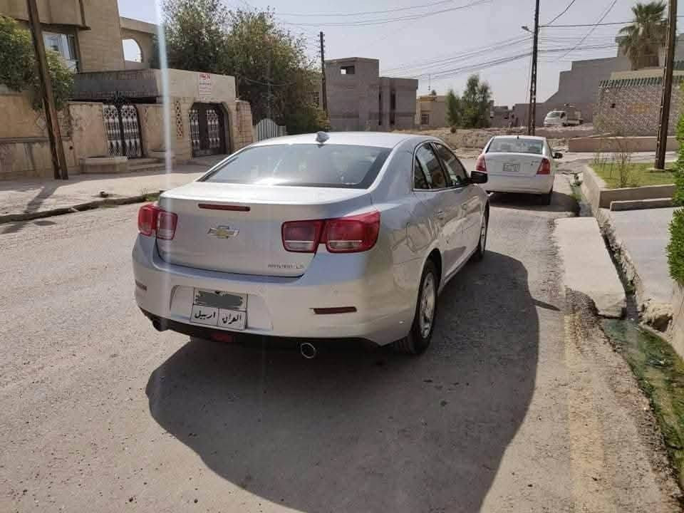 ماليبو 2016
رقم اربيل .اللون سلفر
الضرر جاملغ خلفي مع نصف باب خلفي
باسمي الشخصي .عنواني موصل
السعر 98ورقة بيها مجال ***********
