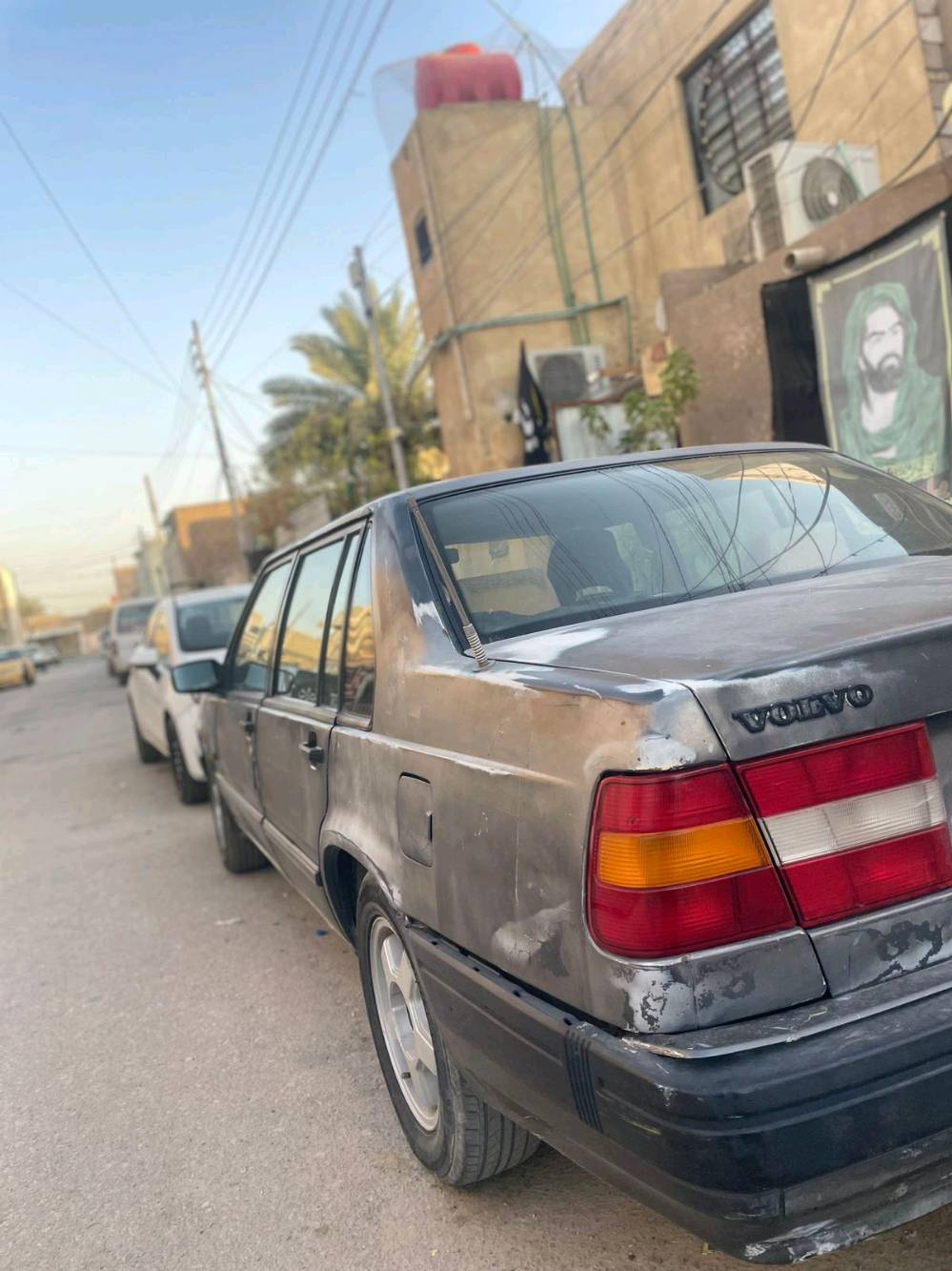 🚗 للبيع أو المراوس حسب القناعة
فولفو 940 موديل 1991

✅ مكينة وكير راس الثور 2500
✅ السيارة مال جناي
✅ غرفه جديده
‼ بيها نواقص بسيطه 
 السعر : 35 وبي مجال للشراي

رقم:  *********** متواجد واتساب
