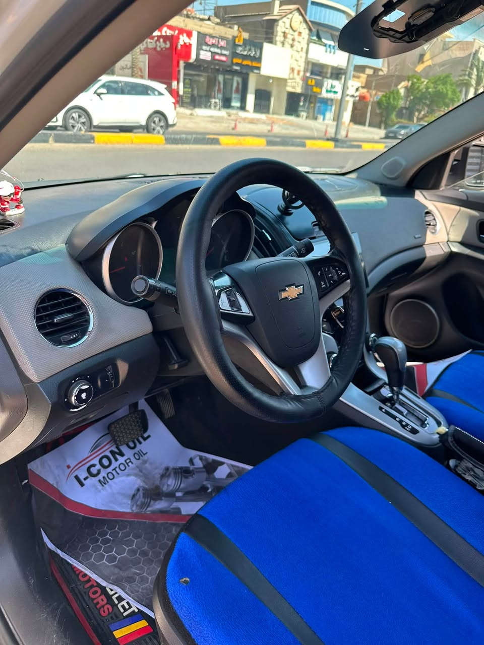 شوفر كروز ٢٠١٦ سياره تخبل كير محرك صدر تبريد بشرط عليها ادامه كامله دوشمه جديده حادثها من امريكه الجاملغ جهة السكن وبالعراق الجاملغ خلف السكن وبيها ملاحضات بسطيه مكان السياره السيديه ***********
