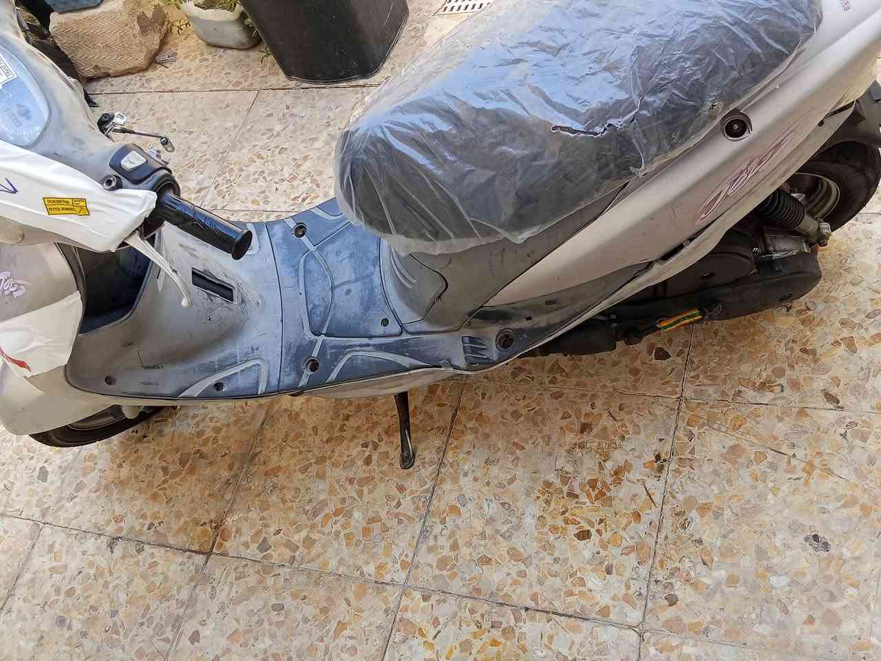 ماكس منغولي للبيع دراجه مفتوحه مره وحده فقط شلعه معدل خير من الله تجي او اشوف ابعينك 350 او بيه مجال قليل شراي يجي خاص او يتصل او يدلل ***********
