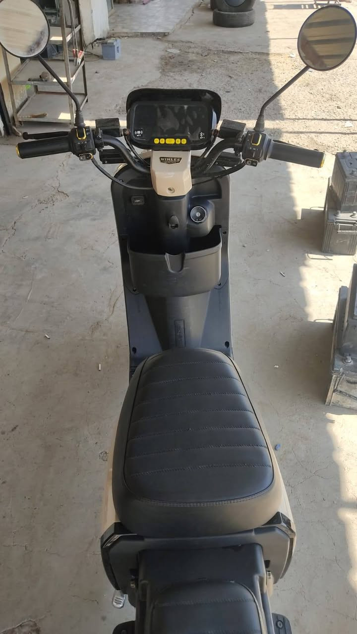 للبيع دراجه R11 موديل 26 بطاريات ونلي 32أمبير مشتغل شهرين فقط شرط الفحص 
أبيع نقد فقط ما أبيع قصط 
السعر المطلوب 650وبي مجال للشراي 
للاستفسار الاتصال على الرقم التالي ***********
