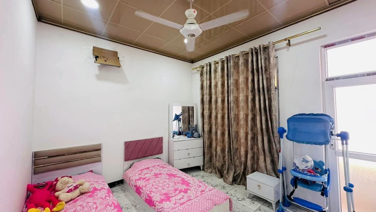 🏡الدار للبيـــع 🏡الدار للبيـــع 🏡
🌏حي الحدباء🌏🤗
 قرب القنصلية التركية

#موقـــع_مميز_جداً 🔥🔥🔥🔥🤗🤗🤗

سند بستان ملك صرف 🤗⭐♦️♦️

#المساحـــة  300 متر
#الواجهة 10 متر

سنة البناء 2020 🤗🤗

الدار طابقين

#بناء ثقيل جداً

حديقة كبيرة
كراج كبير

🔥⭐👈 #غرف نوم 7 غرفة سويت  
هول وستقبال  
مطبخ ومخزن 
صحيات بالطابقين

للمزيد من المعلومات يرجى الاتصال على الأرقام الاتية

***********
***********

لعرض عقاركم يرجى الاتصال على الأرقام المذكورة
