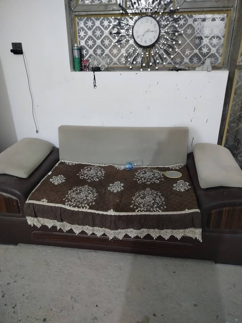 ديوان ٩ مقاعد • رئيس ٦ مقاعد • طبلة مرمر