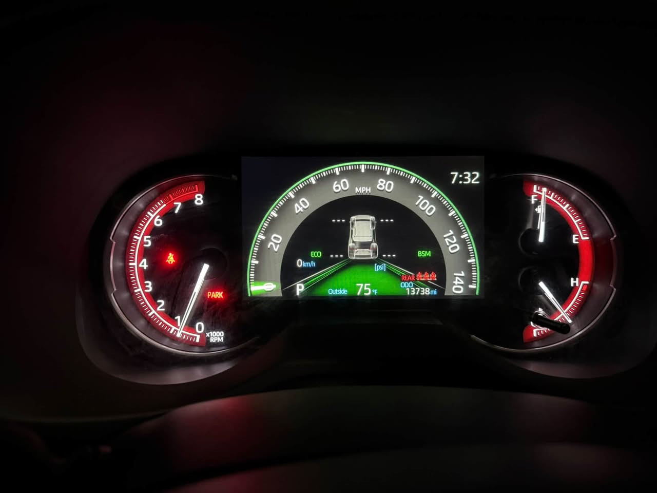 السلام عليكم
🚘 للبيع فقط 
تويوتا RAV4 
بانزين السيارة موديل 2025 ماشية 13700 
رقم شهداء بأسمي اني مستوردهة
اللون ازرق نيلي
🔹 وارد أمريكي 🇺🇸
🔹بدون قطرة صبغ
🔹 ذيل الجاملغ الامامي اقل الشبر تعديل بدون صبغ غلفته فابيانو بس
السيارة سستم كامل 
🔹 جاهزة من كل شيء
📍 الموقع: بغداد – البلديات
السعر 225 ورقة وبيه مجال بسيط
رقم ***********
