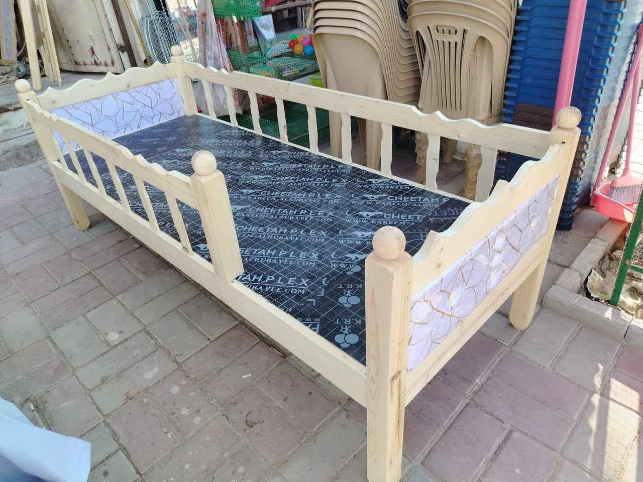 وجبه جديده من الجرابي
ورشة الفرشاة الذهبية لصبغ الموبيليا بأنواعها
بأدارة ..عمر جلود
خشب روسي 💪💪
بلايود اسود 👍👍👍
الأنبار - هيت -الزهور الأولى قرب متنزة الزهور
هاتف ***********
واتساب
