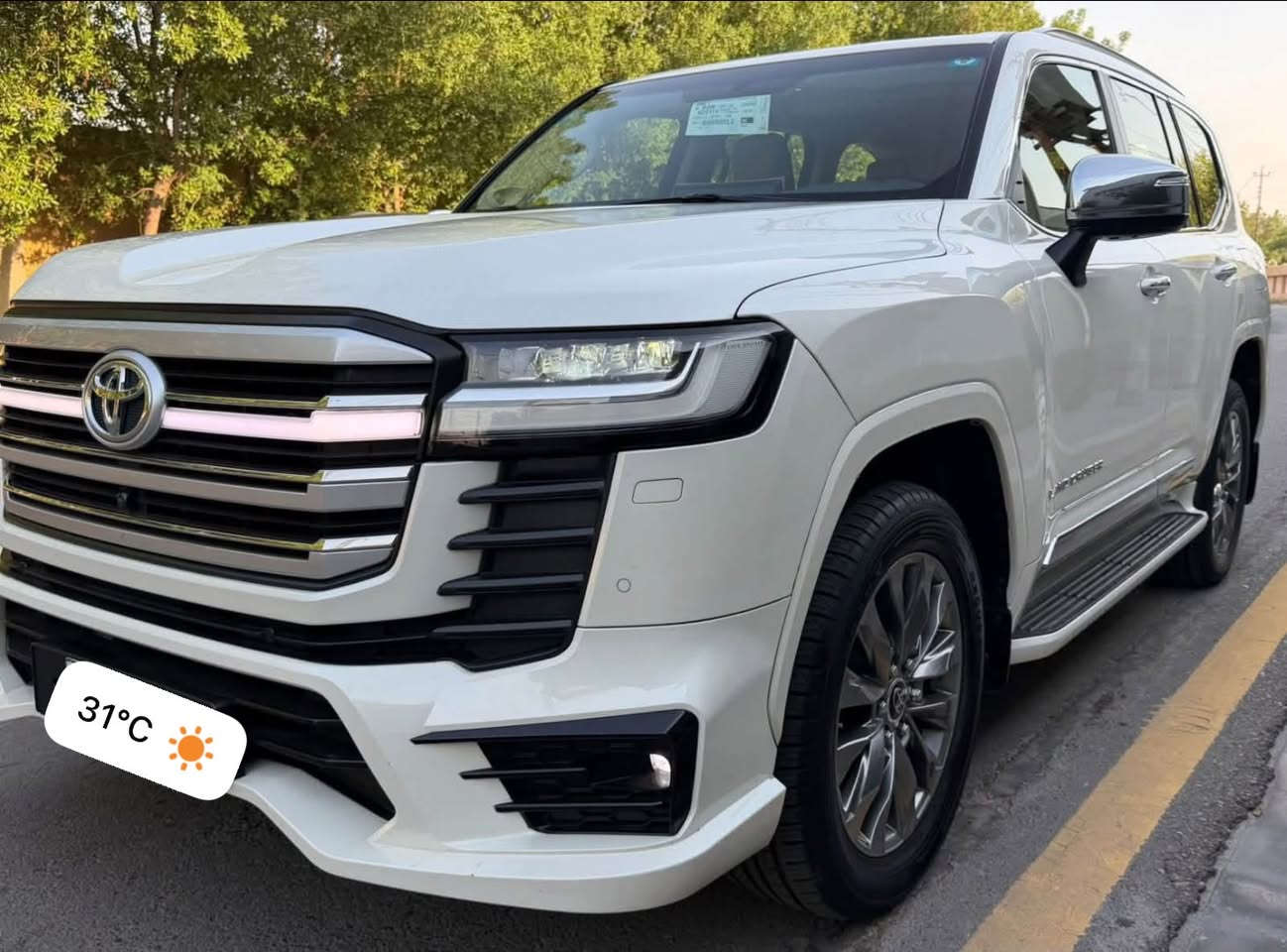 للبيع لاندكروز موديل2023 VX لمتد بريم مكفولة كفالة عامة ماعد رصعة بالبنيد ماشية62 الف داخل بيجي السيارة مغلفة ppf بالكامل
كشنات حار بارد
شاشات خلفية
اربع كامرات
رادار امامي و خلفي و جوانب
باقي المواصفات VX معروفة
للاستفسار***********
السعر 665 بيهم مجال بسيط

نص مكتوب في الصور:
- 31°C