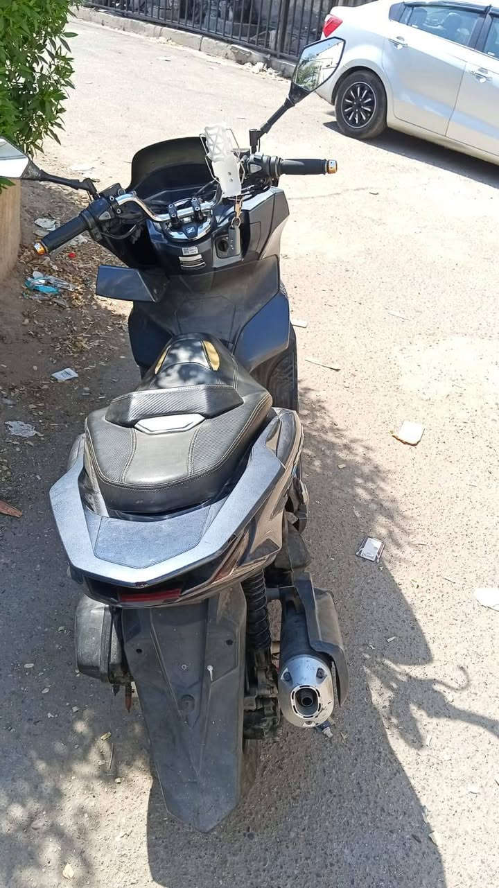 السلام وعليكم دراجه pcx جيل الرابع كوري 
للبيع السعر 15 وبيها مجال بسيط 
***********
العنوان بغداد حي القاهره 
ماشيه 26الف بغداد, العراق
