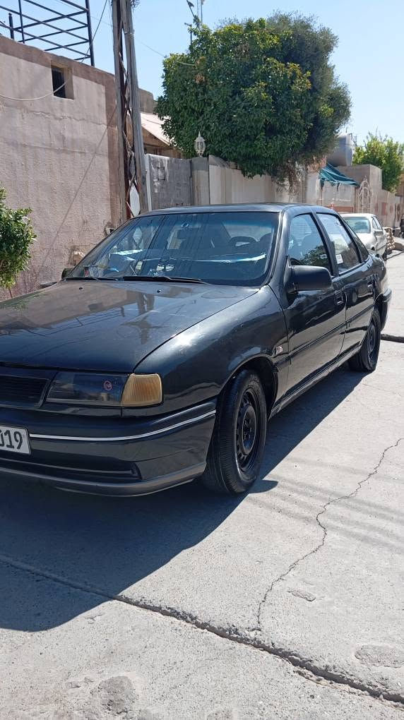 اوبل فيكترا موديل 1992  مكينة 18 
سنوية و هزة رقم كلها جديد باسمي
كير و محرك بل شرط 
مابي نقص جديد جديد 
بيها شبر معجون فقط 
سعر 45 
عنوان كركوك 
رقم موبايل ،*********** كركوك, العراق
