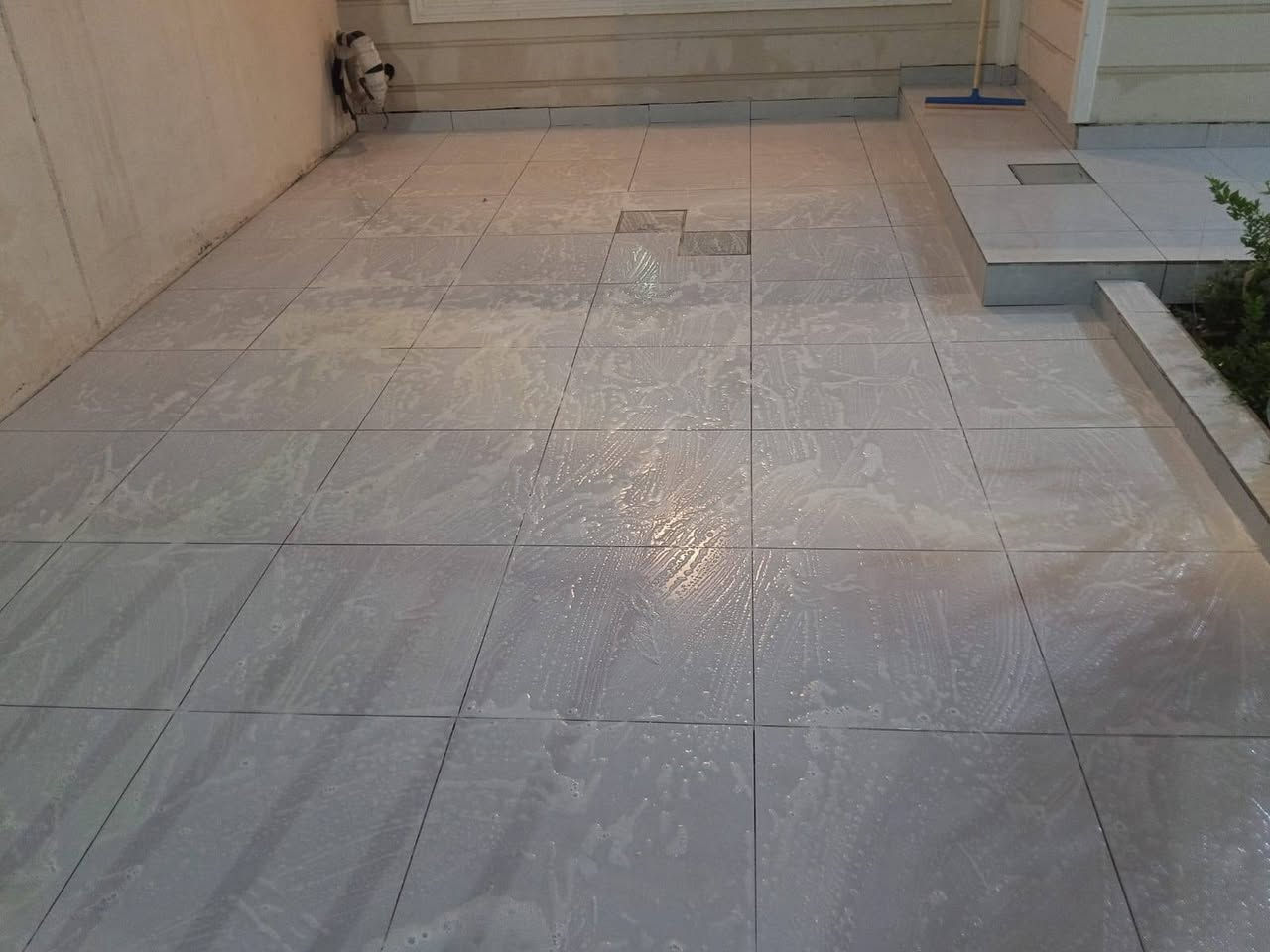 عندي كادر يراني شغل سراميك المرمر حجر جدران راضيه درجه اولى تصال على رقم 📞📞*********** ميسان اليزرر شرط شغل  واساب موجود

