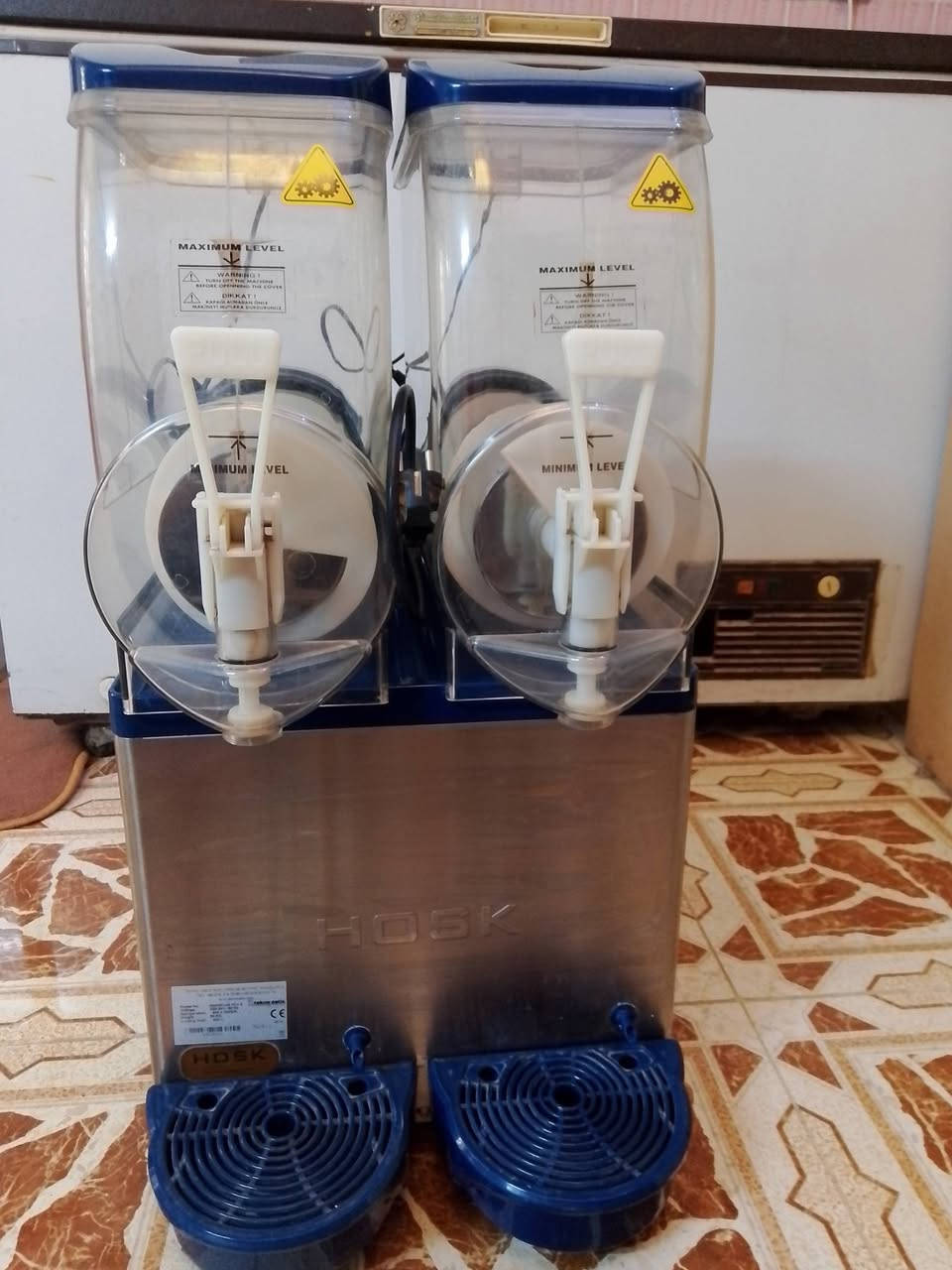 مكينه ازبري نوع هوسك ماركه تركي نضيفه جدا س ع ر 950الف وبيه مجال قليل للأتصال *********** بي واتساب او راسلني عل الخاص

