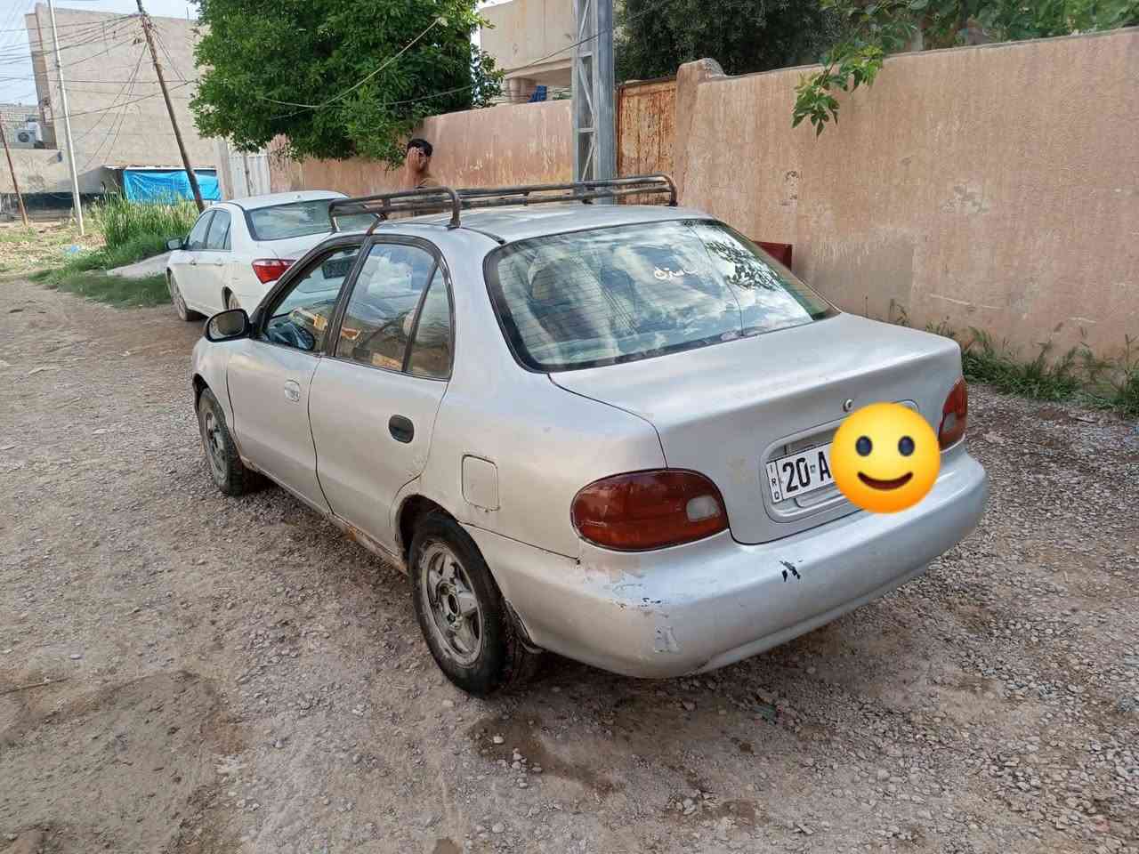 سلام عليكم اكسنت موديل 1994 السياره بسمي تحويل مباشر لسنويه ل 28السياره  خير من الله بس يرادلها ترتيب لسعر 18 وبيها مجال مكاني ديالى بعغوبه؟ ‏‪***********‬‏
