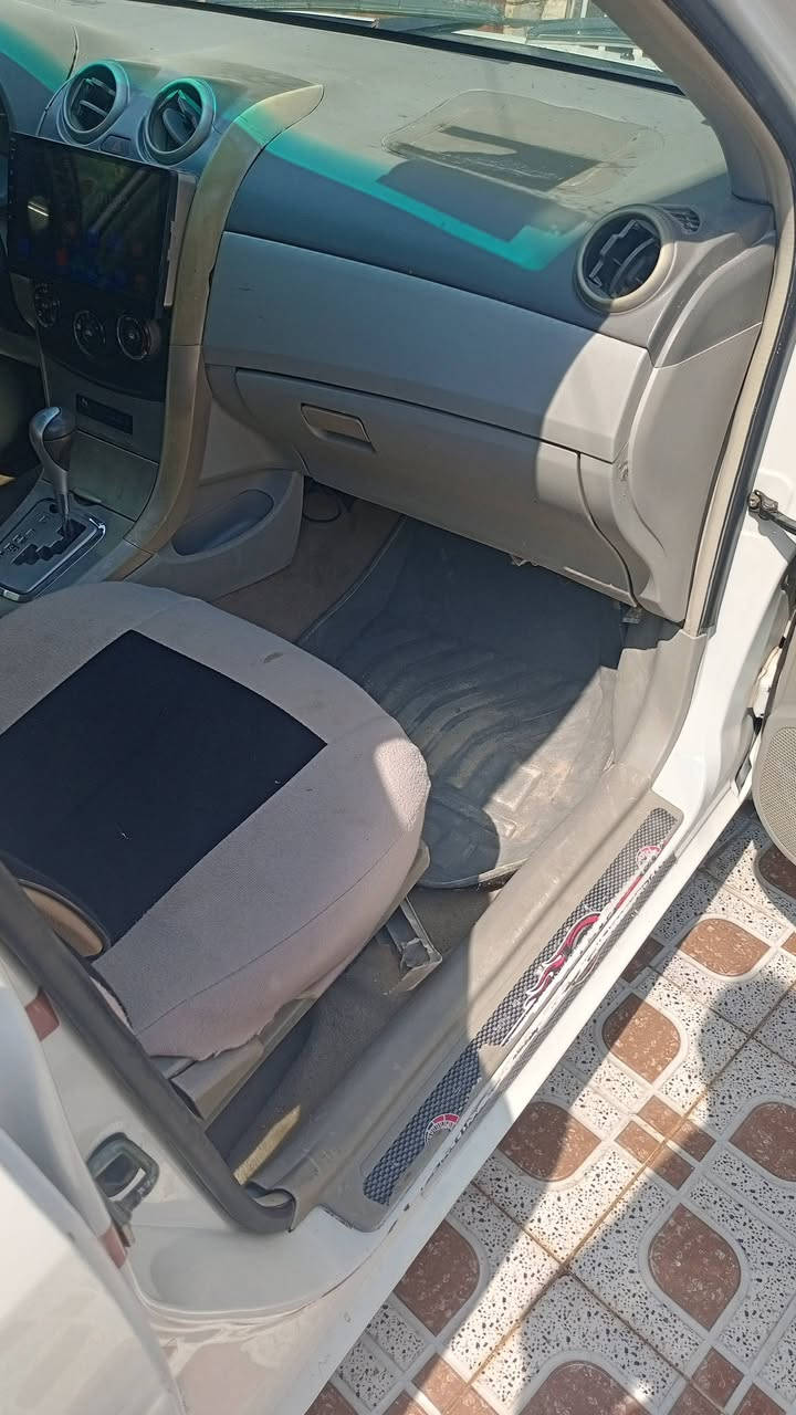 السلام عليكمBUDللبيع السياره حلوه ونظيفه وجاهز على اخر حبايه من ناحية الحداديه وتخم تايرات وتبريد شغال سياره موديل 2013 محرك كورالا السياره حلوه يعني كلش جاهز ماناقصه شي بيهه بارد بالبنيد بالمقدمه يم الشباك اربع اصابع فقط ورقمها انكليزي السعر 45 وبيها مجال 

للستفسار على الرقم***********
