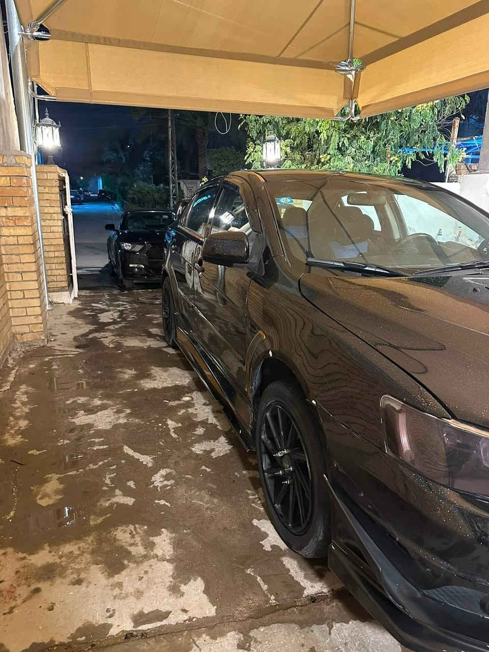السلام عليكم
لانسر قرش خليجي GT فول. 2009 
بصمه تشغيل + ابواب + جنطه 
فول تحكم ستيرن
شفتات ستيرن
دمام خافي بلادي
محرك 2000
سلايد روف
شاشه اندرويد

غراض التحديث
دعاميه اماميه GTR
دعاميه خلفيه. EVO
EvO بنيد
GTR .دوسات
  لايت خلفي دازين الجديد ملون
فسفورات خلفيه led
سبايدر ايفو
سبايدر شفه
سكوبات مثلت كاربون

لونها اسـود غير محدد بيها شذرة متغير
مصبوغة عام
بيها خيط تبخير
السعر 85 وبيها مجال

مكان السيارة بغداد
***********
