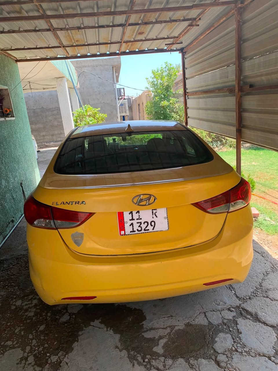 للبيع النترا وارد ضررها جاملغ خلفي السياره محوره غاز وليبل واحد ممبدل بيهه شي بلاديه للأستفسار ***********
