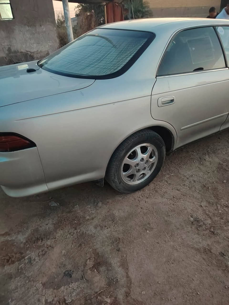 مارك نفخ موديل ١٩٩٥ كفاله عام كص ونقل وصوليات
فقط صوت بكن بل مكينه ٢٥٠٠
تخم تاير وسياره مصبوغه جماليه وهاي صور شوف عينك 
السعر 55 وبيه جمال الطيبين مكان السياره البصره اب  الخصيب رقم الهاتف ***********

***********
