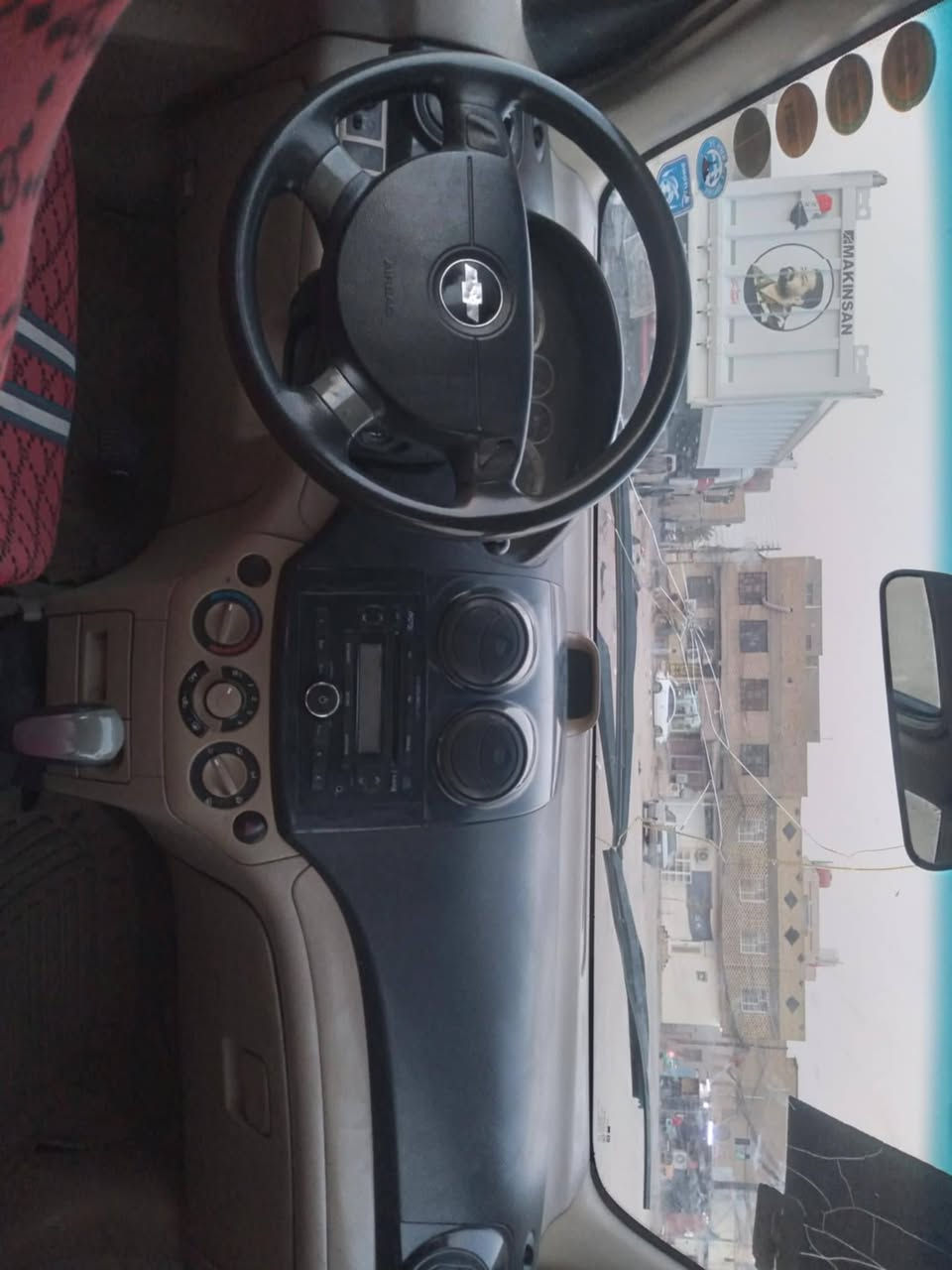 افيو موديل ٢٠١١ بيها جوملغين مبدلات مكفولة من الضربة القوية مكينة وكير جدد وتبريد شغال ٤ تايرات نضاف حداديه جديده رقم نجف الماني سنوية ساقطة من ٢٠١٩ مداور مباشر وارد خليجي السعر ٤٥ وبيها مجال مكاني بالنجف ***********
