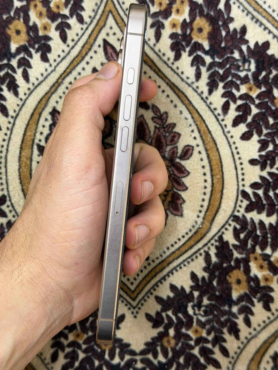 16 برو ماكس كندي تك سيم   ذاكرة256 /بطارية90 / كارتون وكيبل مالته ويا افحصة وين ماتريد وتر بروف نضافة 100‎%‎  سعر 1300 كركوك حي لعسكري *********** واتساب فقط  

+964 789 196 9320
