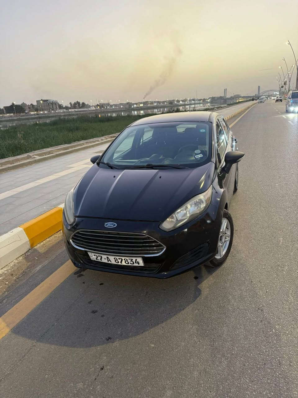 فورد فيستا   امريكي موديل  18محرك 1600 كله بانزين عادي  كير جديد  تبريد ثلج اقتصاديه السعر ٦٥مع المجال مكانها الناصرية مركز 

رقم ذي قار  سنويه جديده مداور ثاني يوم *********** Singapore
