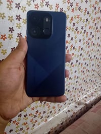 Tecno spark GO  للبيع سعره80 للتواصل 07752466553