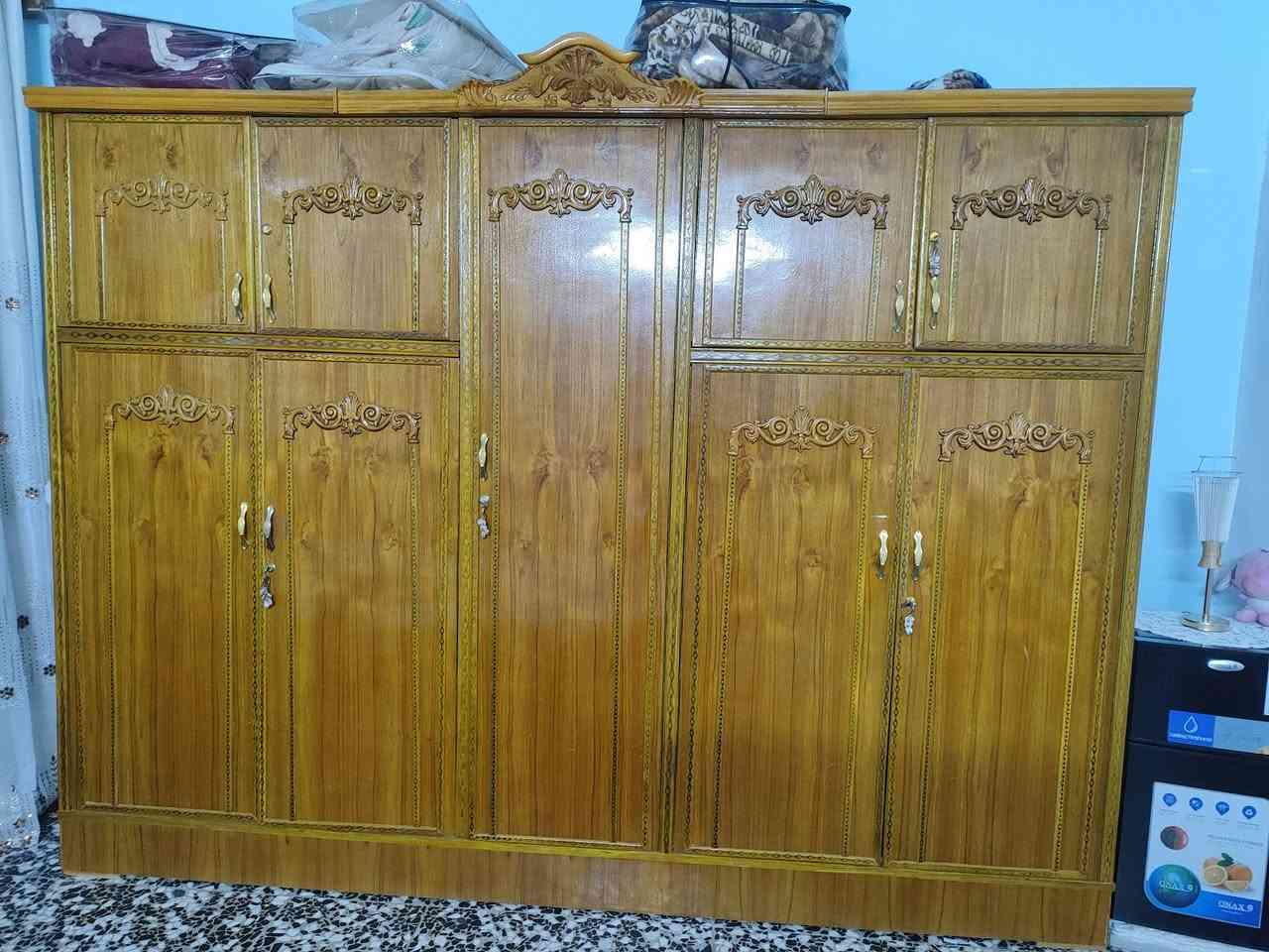 غرفه نوم نضيفه مستعمله 6تشر صاج الشراي يجي خاص او يتصل مكاني بغداد مدينت الصدر تقاطع الكياره رقم تليفوني *********** سعره 800 الف بس الجامه اليم الجربايه مكسوره
