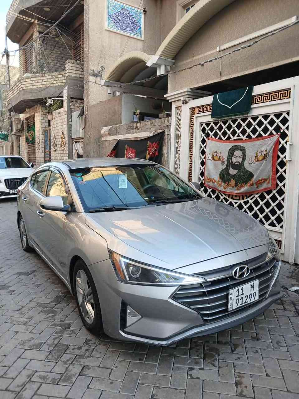 السلام عليكم النترا موديل 2020وارد أمريكي حادثها قبق جنطه نفسه مصلح وشويه من البندنه الخلفيه ما واصله للحوض عده حادث امريكى مكفوله مابيها صبغ بس القبق مال الجنطه بدون أرباك بيها منضومه مال غاز  معروضه 125وبيها مجال بسيط مكاني بغداد ***********
