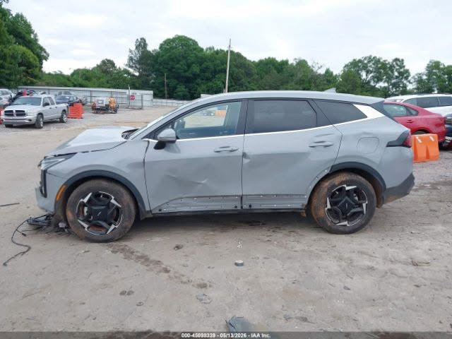 🛑عرض خاص 🛑عرض خاص‼️‼️‼️
نوع السيارة:2026 KIA SPORTAGE EX
نوع الضرر : كما موضح في الصور 
رقم اللوت :45098339
 تاريخ المزاد: بيع مباشر
السعر :99 ورقة فقط

الكمرك صار ويانه عالفاتورة💖
🚘🇺🇸 سيارتك من المزادات الأمريكية… بأمان وثقة وشفافية

شركة السنايا أوتو شركة عراقية رسمية ومسجّلة في جميع دوائر الدولة منذ عام 2010، ومتخصصة باستيراد السيارات من جميع الولايات الأمريكية، ووكيل حصري لأغلب شركات الشحن العالمية.

نقدّم للزبون خدمة متكاملة تبدأ من اختيار السيارة وفحص تاريخها، مرورًا بالشراء والشحن والتخليص الجمركي والتصليح، ولغاية استلامها بكل أمان.

🎁 تقرير CARFAX مجانًا قبل الشراء
للتأكد من تاريخ السيارة، وقراءة العداد، والحوادث المسجّلة، وعدد المالكين قبل اتخاذ قرار الشراء.

🚢 شحن عالمي موثوق
نوفر خيارات شحن آمنة وأسعارًا تنافسية، مع متابعة مستمرة للسيارة حتى وصولها.

🔧 خدمة تصليح متكاملة
تصليح السيارات بأعلى معايير الجودة وبأنسب الأسعار، تحت إشراف فريق متخصص يهتم بأدق التفاصيل.

🛃 تخليص جمركي أصولي
تخليص السيارات من جميع المنافذ الحدودية، وتسجيل المعاملة على المنصة الرسمية، واحتساب الرسوم الجمركية على سعر الفاتورة الرسمية.

✅ شركة رسمية ومسجّلة منذ عام 2010
✅ وكيل حصري لأغلب شركات الشحن العالمية
✅ تقرير CARFAX مجاني قبل الشراء
✅ عرض أضرار السيارة وتفاصيلها بكل وضوح
✅ إجراءات رسمية وموثّقة تحفظ حقوق الزبون
✅ متابعة المزايدة والشحن حتى وصول السيارة
✅ تصليح بأعلى جودة وأنسب الأسعار
✅ تخليص جمركي من جميع المنافذ الحدودية
✅ استيراد من جميع الولايات الأمريكية

📍 المقر الرئيسي – بغداد:
المنصور، تقاطع سيد الحليب باتجاه المأمون، مجاور جامع المأمون
📞 ***********
📞 ***********

📍 فرع الموصل:
📞 ***********

📍 فرع البصرة:
📞 ***********

📍 فرع كركوك:
📞 ***********

🔜 قريبًا افتتاح فروعنا الجديدة في:
📍 كربلاء المقدسة
📍 النجف الأشرف
📍 الديوانية
📍 الناصرية

السنايا أوتو — نختار، نفحص، نشتري، نشحن، نخلّص ونصلّح… وإنت تستلم سيارتك براحة وأمان.

خبرة منذ عام 2010… وثقة تمتد من المزاد حتى باب بيتك. 🤝🇺🇸➡️🇮🇶

#السنايا_أوتو #كارفاكس_مجانا #مزادات_أمريكا #استيراد_السيارات #وارد_أمريكي #شحن_عالمي #تخليص_جمركي #تصليح_السيارات #سيارات_العراق

نص مكتوب في الصور:
- 000-45098339 - 05/13/2026 - IAA Inc.