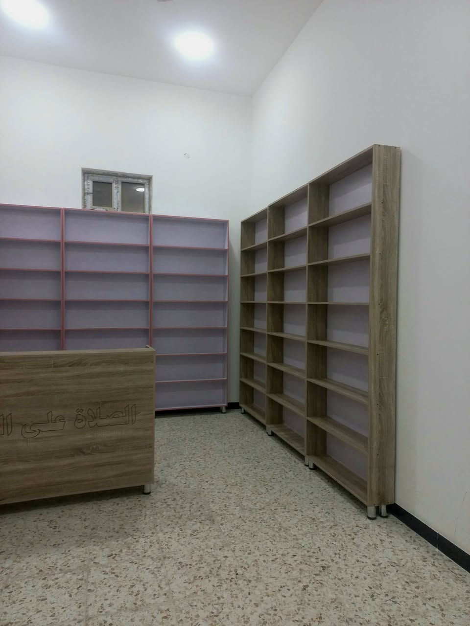 فاترينات للبيع غير مستخدم
ارتفاع 230 س
عرض الرف الواحد 100 س
عمق 20 س
للأستفسار الاتصال على الرقم 
***********
