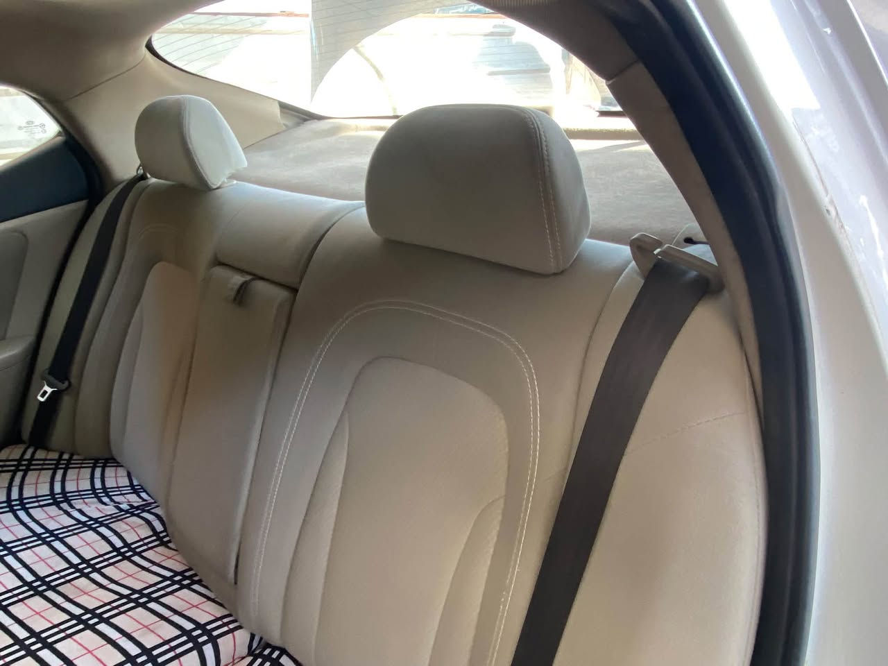 اوبتما مديل ٢٠١١خليجي بيه بس بنيد مبدل اثر سقوط قمريه والباقي مقفوله السعر ١١٣ مكاني بغداد هـ***********
