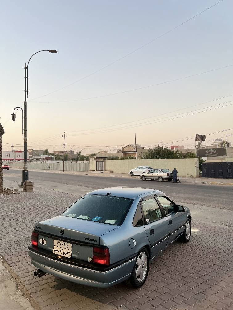 اوبل فيكترا 🇩🇪 موديل 1991.
حجم 20.كيرومةكينةي بةشةرت.
مواصفات.تةبريد.تةحكم لايت كارةبا ايشةكا.
بلاجكتور.ABS .تاخم تايةي 95📦لوك.
كوبون بانزيني هةية ⛽.
كارةباي بةشةرت.ليدوار.لاي سايةق قرجيكي هةية.
شانسي بةشةرت.سبوخ عام بوجواني. 
سةقفو تيكمة مةعجوني نية .
رةقةم هةولير سةنةوي ساليكة بةسةرجوة .
سعر 40.مجال
شةرت تةحويل.عنوان كةركوك 
رقم.***********.***********. كركوك, العراق
