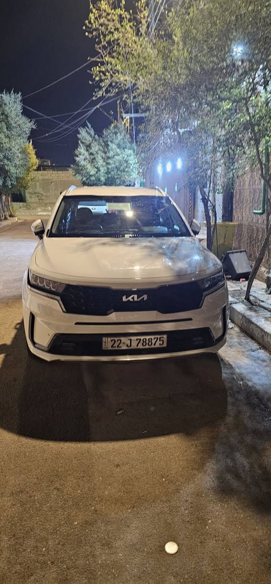 كيا سورنتو 2023 فوول مواصفات 1/1 اعلى مواصفات
ماشية 43 الف كيلو سياره جديده
محرك 6 سلندر 
كامرات 360 درجة 
5 كاميرات
مقاعد جلد و كهرباء
مقاعد تبريد و تدفئة
شاشة كبيرة متصلة
تشغيل الكامرة مع الاشارة
بصمة تشغيل وابواب
تشغيل عن بعد
صندوق كهرباء 
( كفالة عامة من الصبغ و البارد ) 
رقم اربيل راعيها بالبصره شرط تحويل بأسم المشتري
مكانها.. البصره نواب ضباط مقابيل مستشفي الفيحاء 
السعر 273

رقم صاحب السيارة 
***********
