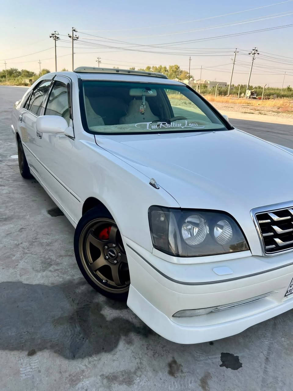 مەلیکە موس موس 
مودیل 2003
دیفۆری بچووک
دەشبڵ سەر و ژێر نەجەف عارف عیساوی بێ شوحتی لۆک 
4 تایەر ویلی لۆک لە 
پێش و پشت ئەبو عیون
تەبەریت سارد و گەرم بەستراوە 
سێرڤس کامل کراوە
نمونە لە جوانی 
کۆدی بۆ کراوە 
گێر و مکینە و ئەکسل بە شەرتی 100 فیتەر
سعری 55 گڵا و مەجالێکی برایانە
ژم..***********
