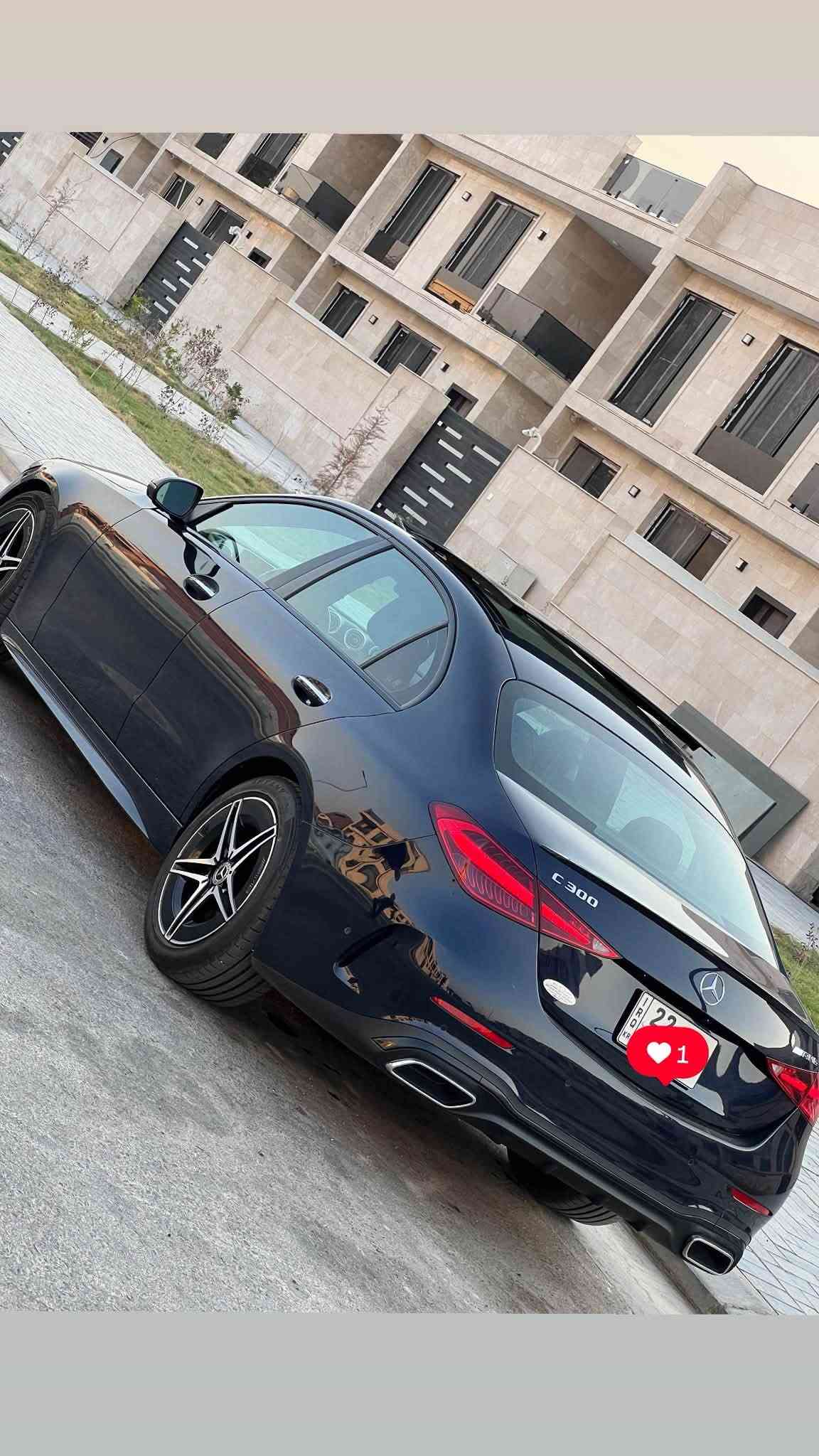 السلام عليكم
مارسيدس بنز 

2023 

C300

وارد أمريكي 

بيها بنيد ودعاميه بدون دواخل لا شاصي ولا لغد 

رقم اربيل ب اسمي تحويل ثاني يوم 

ماشيه 66 km 

فول مواصفات السياره 1/1 للاخير 

 

5 كاميرات فول فول

مكفوله كفاله عامه عدا البنيد والدعاميه 

للاستفسار : *********** 

المكان بغداد العامريه قرب خدمي المطار

نص مكتوب في الصور:
- 1