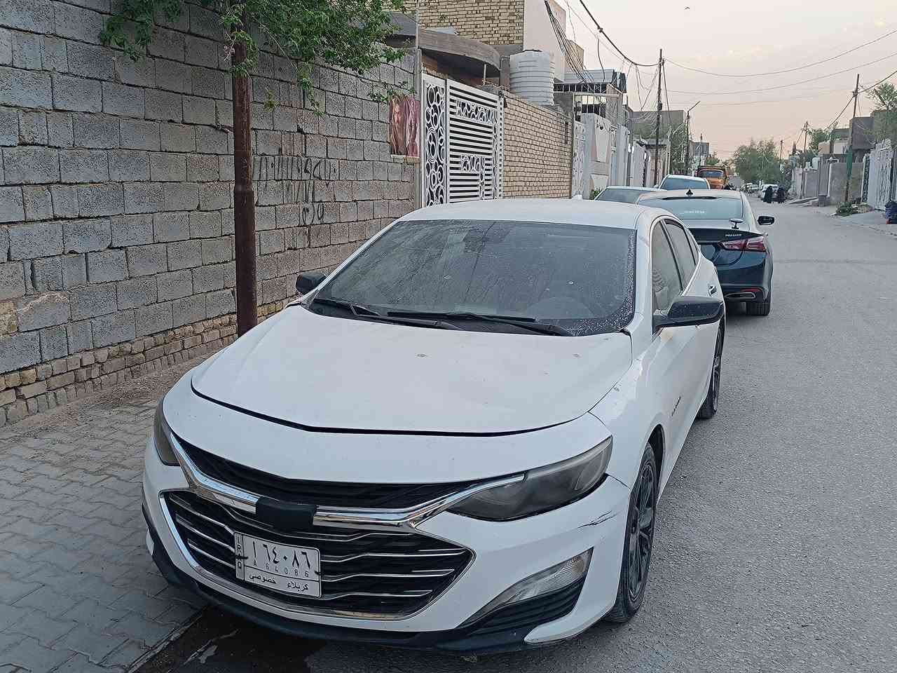 السلام عليكم ماليبو Lt موديل 2020للبيع سياره معوقين كربلاء والمعوق موجود السياره محرك وكير جدد شرط اتدك رون بيه لل6 السياره ما بيه اسم ادوانز سياره كامله بس اشويه بديه الخارجي تعبان شغلات باب وبنيد سياره امانت الله ممسويله سونار بس الي اعرفه بيه بمريكه جاملغ وبنيد بلعراق بيه صايره صفحه اعتقد سياره من ناحيت محرك وكير وعزم خير من الله بس يحتاجله ترتيب اشويه واني ما فارغ اله والله فأريد ابيعه وعندي دوام جامعه ومحتاج افلوسه سياره

(سعره جداً جداً جداً مناسب)

 يعني يجوز تصرف عليه بل ميت 6/7ورقات ترجع غزاله من ناحيت البدي هاذه رقمي ***********السياره مكانه نجف واني خادم خاص موجود واتساب موجود رصيد موجود ولو ما محتاج افلوس ما ابيعه ابهيج سعر
