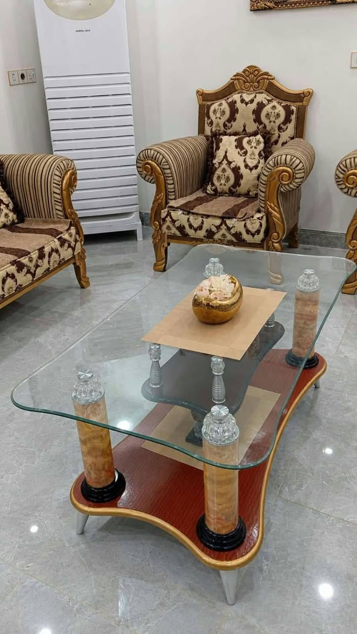 للبيع قنفات شرط نضافه مكاني كركوك
سعره 425 الف بي مجال للطيبين شراي يخابر ***********
