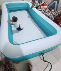 مسبح حلو يشيل هواي طولة ٢٨٠ وعرض ١٨٠ وارتفاع ٥٠ 07713111075 وتساب