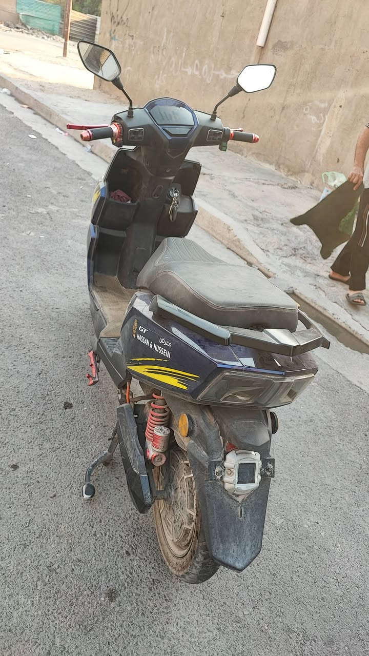 سلام عليكم سكنز للبيع بعده بتراب شركه اخت جديده ستخدام بسيط نضافته 100
