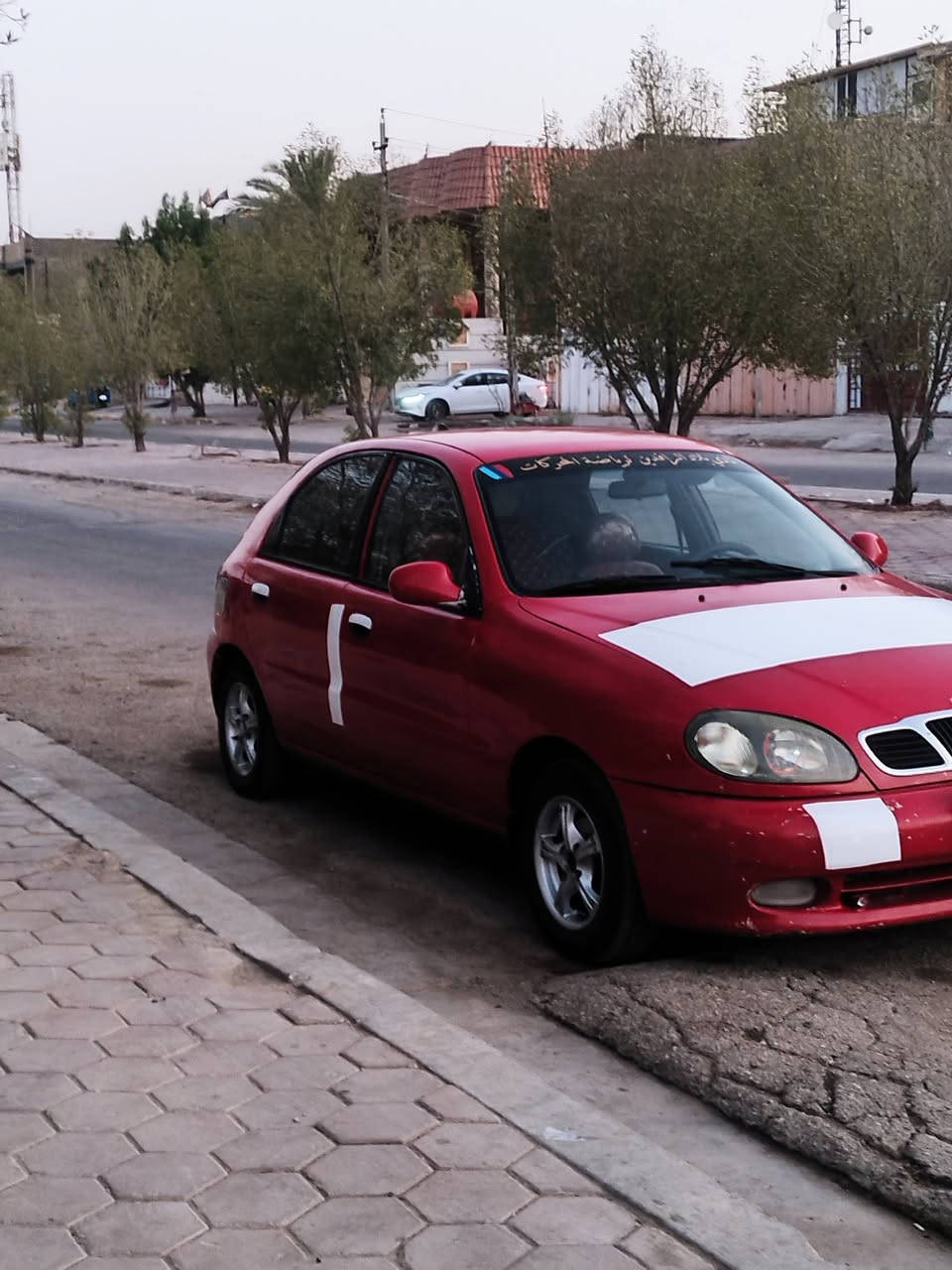 سلام عليكم دايو لانوس مكينه 1500 كير عادي  تبريد ثلج شرط منظومه جديده ودواخل ولكشر شوف العين نظافه كهرباء صدر كله  جاهز  تحويل ثاني يوم
السعر 28 /عنوان بغداد محمودية (‏‪***********‬‏)
