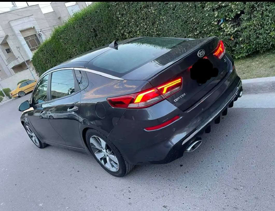 كيا اوبتيما للبيع او مرواس مديل 19وارد أمريكا ورقم بغداد وبسمي وسنوية لل2031ومكينه2400وموصفات فول ماعنده بنراما وعنوان بغداد حي العامل وسعر 130وبيه مجال وهاتف***********

