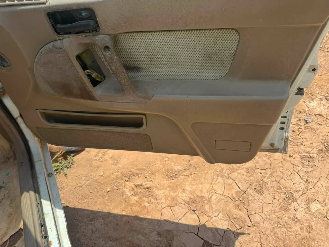 تفصيخ النترا ١٩٩٢
غراض نضيفه 
صدر حاويه شنو تحتاج موجود وباسعار مناسبه 
كير اوتماتيك 
يوجد توصيل 
مكاني بغداد جسر ديالى الجديد
***********
