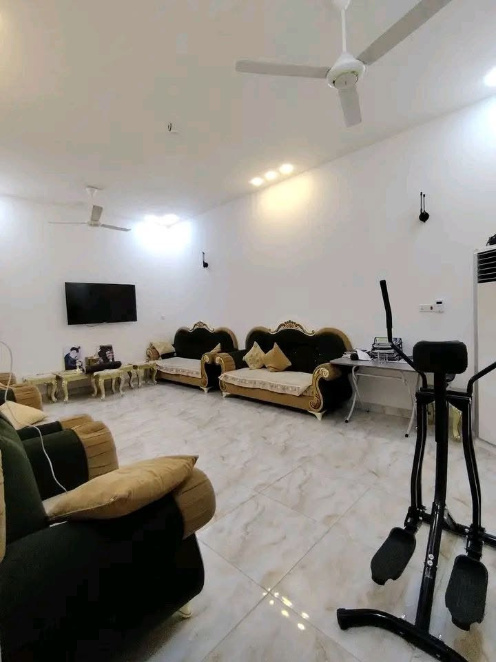 يوجد بيت لليجار تفاصيل لاتصال***********
