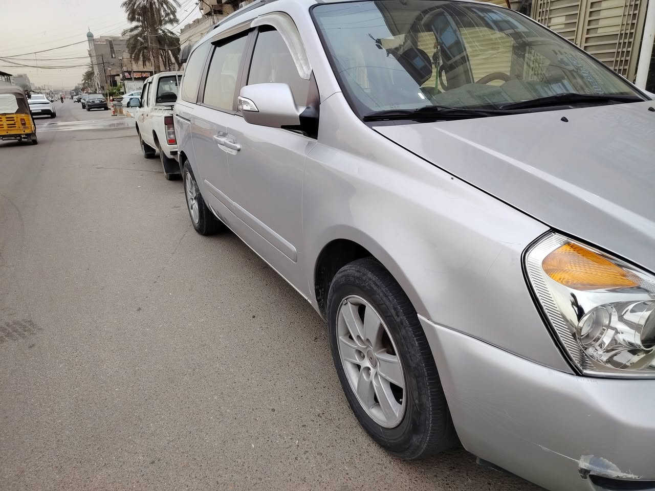 كيا سيدونا للبيع موديل ٢٠١٢ مصبوغة حزام رقم بغداد بسمي كير ومحرك وتبريد خير من الله سيارة جاهزة السعر ١٢٥عنوان بغداد ***********
