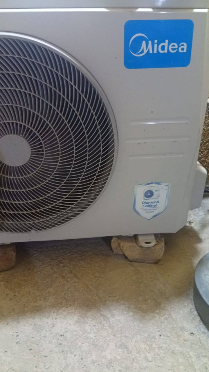 السلام عليكم مبرده +سبلت 2 طن شغالات ونضيفات السبلت 600 وبي مجال ولمبرده 200 العنوان بغداد الحسينيه ***********

