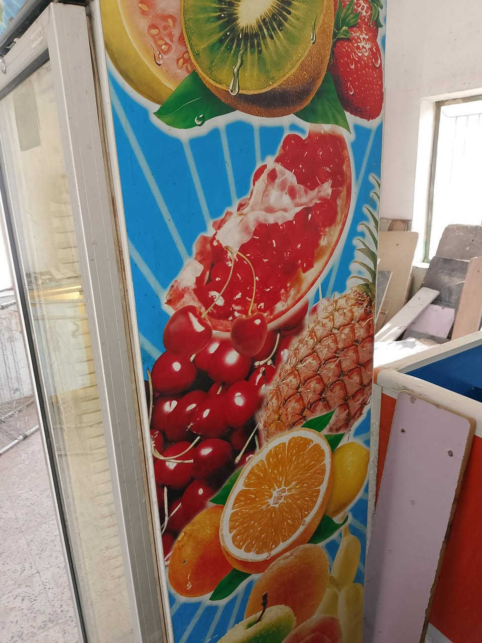 ثلاجة • للبيع